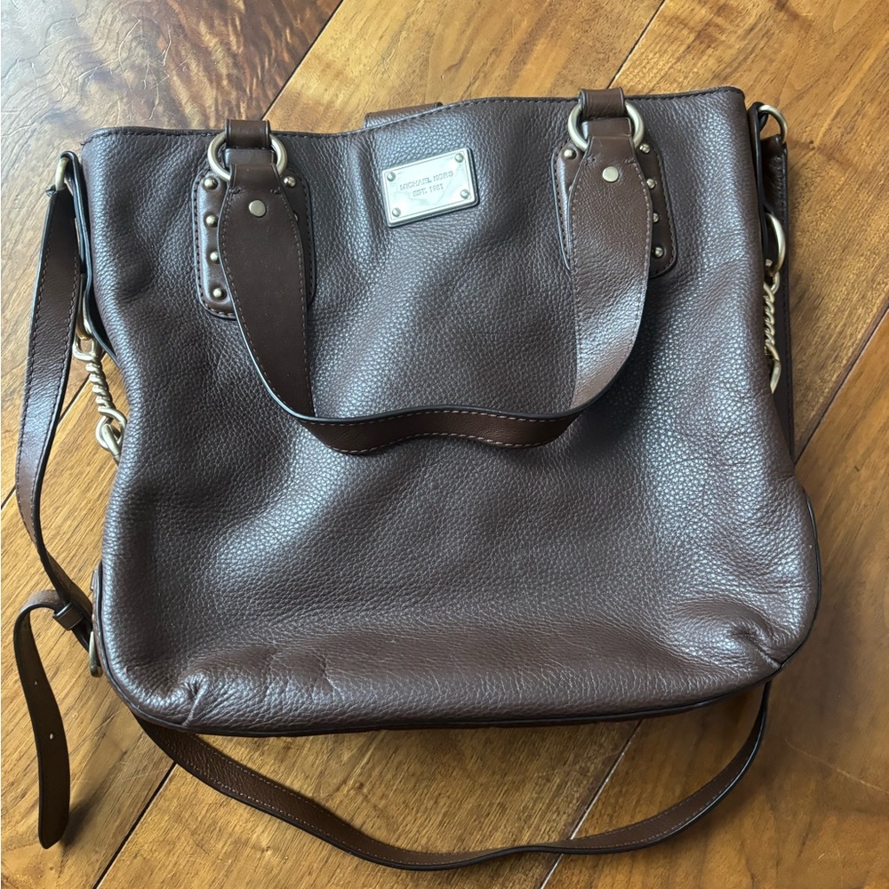 Michael Kors Brown Leather Tote Bag with gold hardware